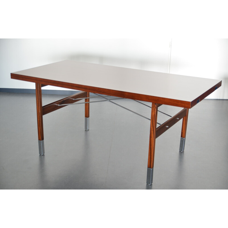 Dining table "series prestige", Pierre Guariche - 1960s