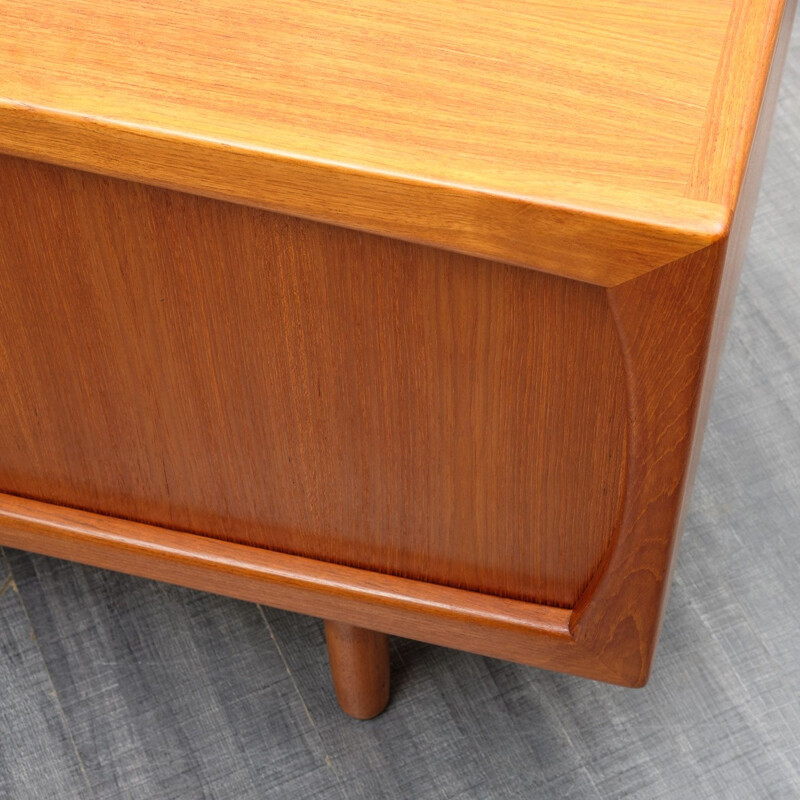 Vintage scandinavian sideboard for H.P. Hansen in teakwood 1960