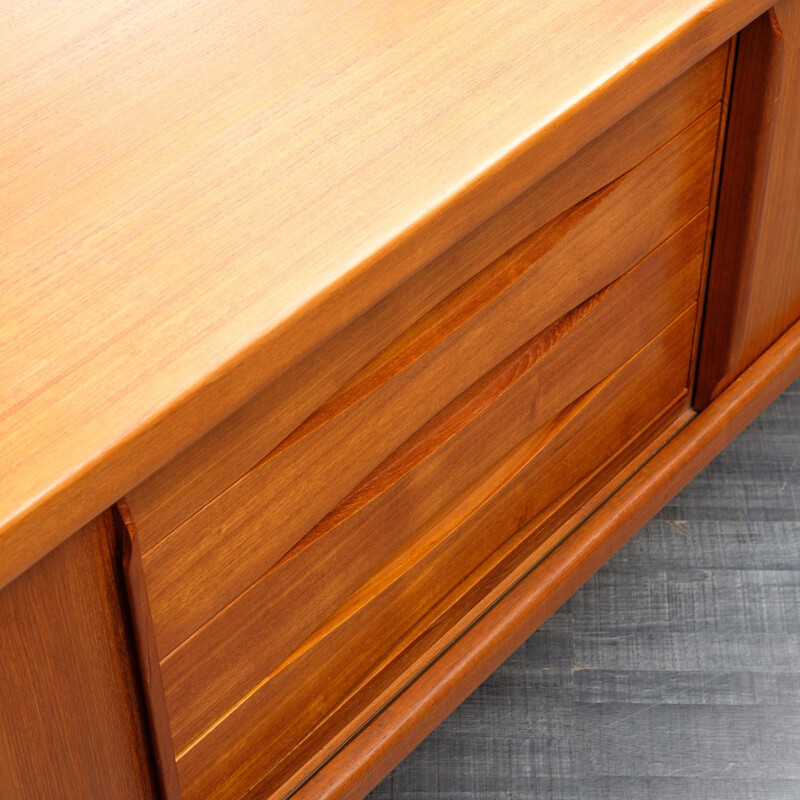 Vintage scandinavian sideboard for H.P. Hansen in teakwood 1960