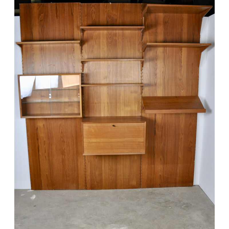 Vintage wall unit Royal system by Poul Cadovuis 1960