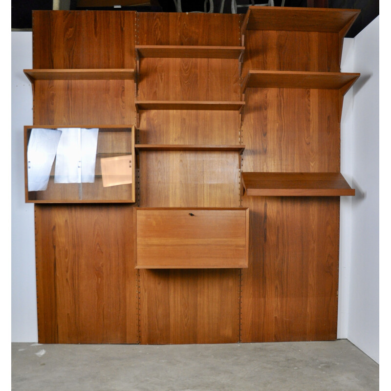 Vintage wall unit Royal system by Poul Cadovuis 1960