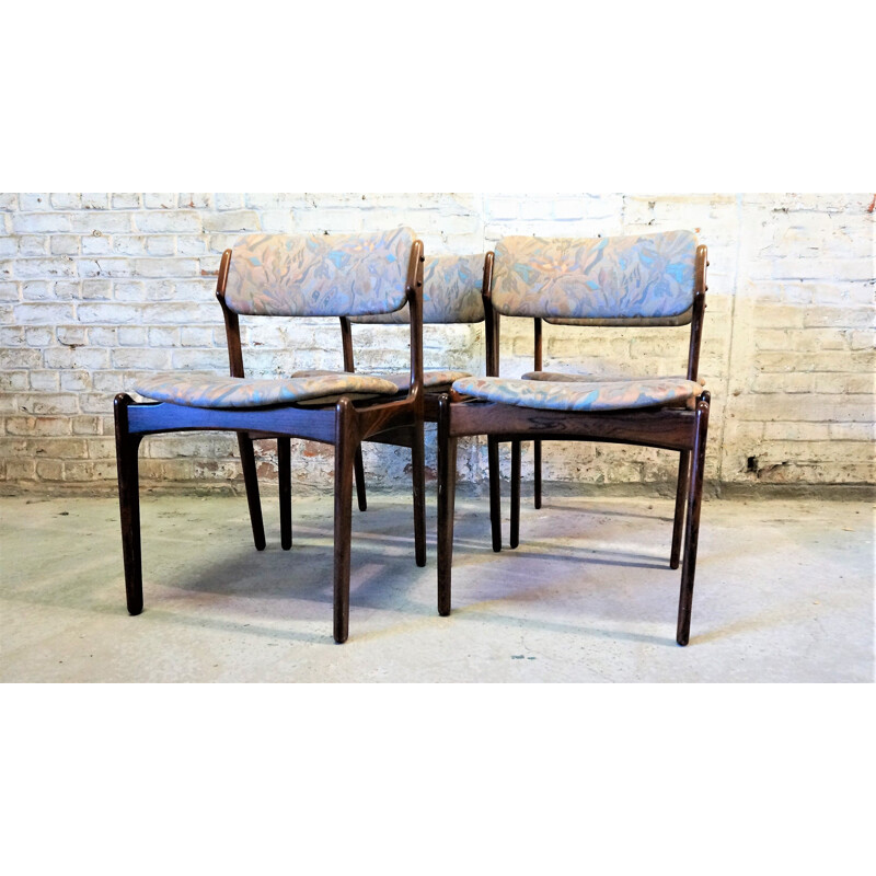 Set of 4 vintage chairs model 49 in rosewood by Erik Buch for Odense mobelfabrik