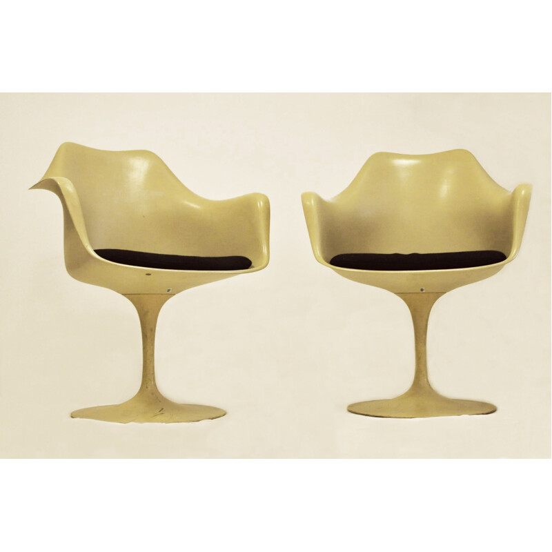 Vintage Tulip armstoel in beige glasvezel van Eero Saarinen voor Knoll, 1950