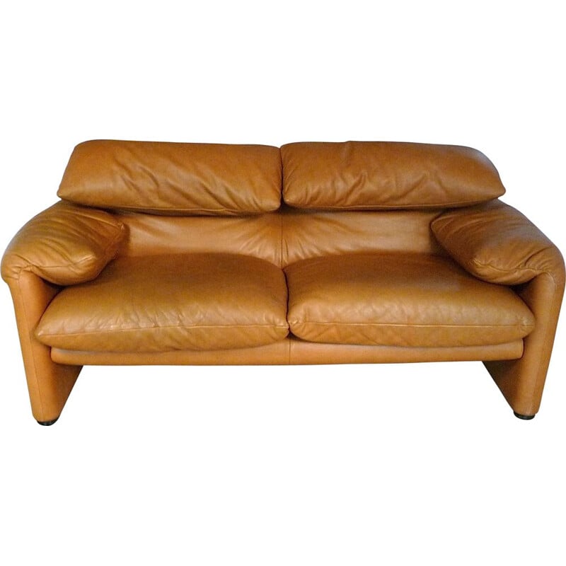 Vintage Maralunga 2 seater leather sofa by Vico Magistretti for Cassina