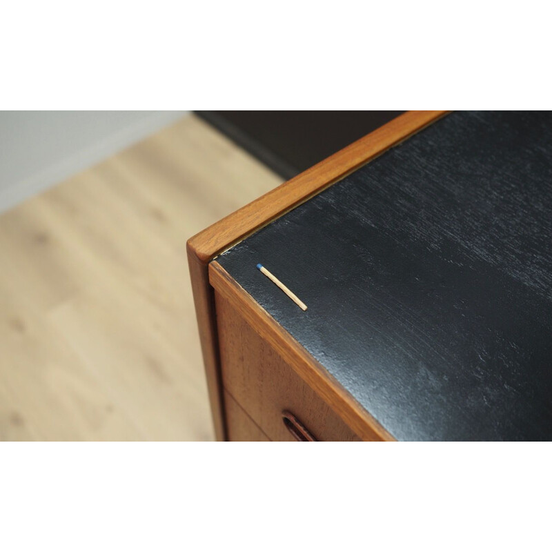 Vintage scandinavian chest of drawers in teakwood 1970