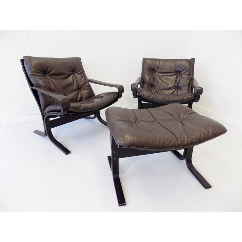 2 fauteuils vintage et 1 repose-pieds par Ingmar Relling 1960