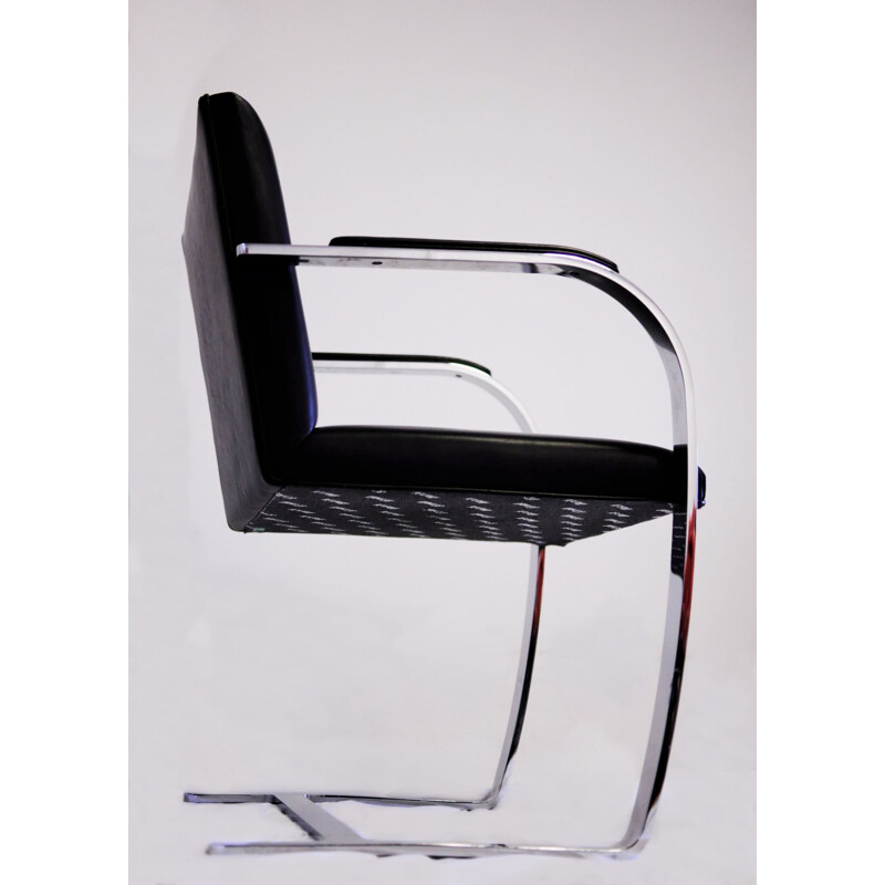 Vintage chair brno by Mies Van Der Rohe for Knoll