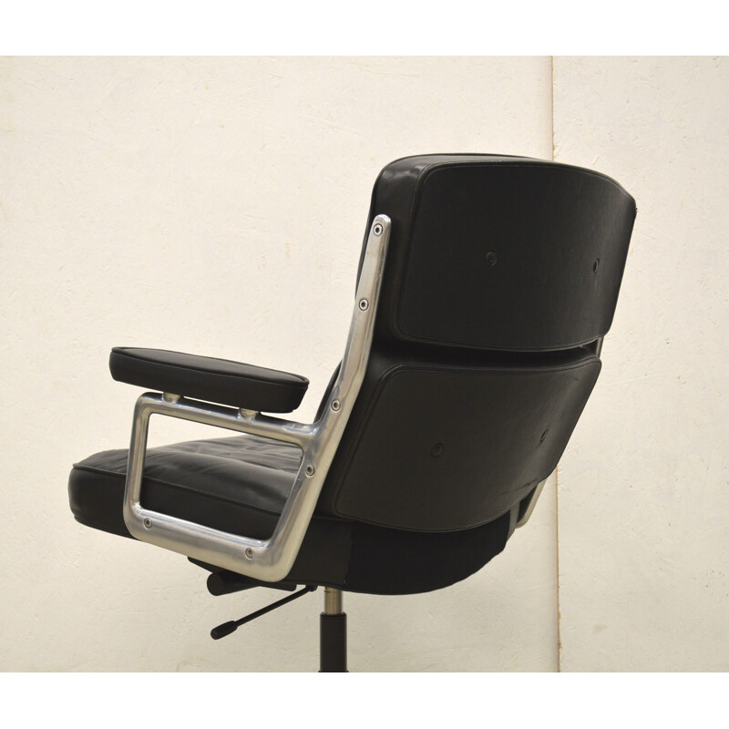 Vintage desk chair Herman Miller ES104 by Charles Eames, 1970s