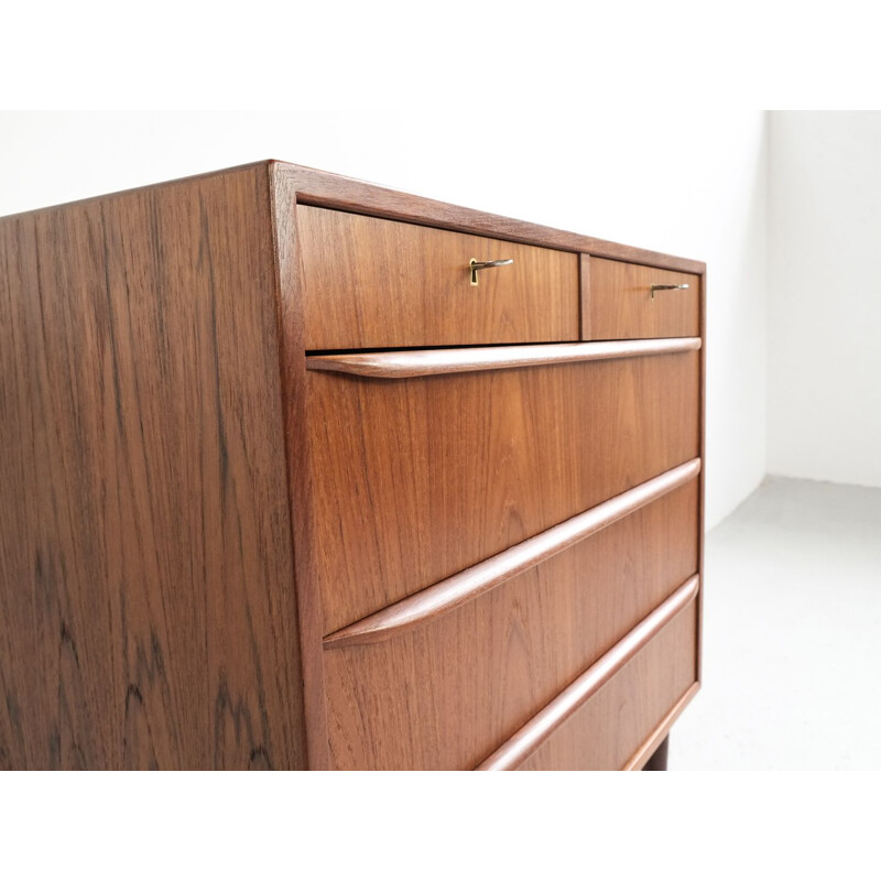 Vintage Danish chest of drawers in teak,1960