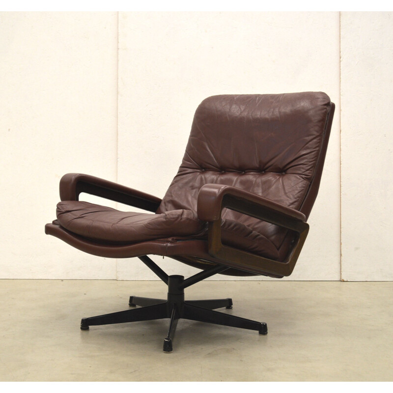 Vintage "King" lounge Chair by André Vandenbeuck for Strässle,1970