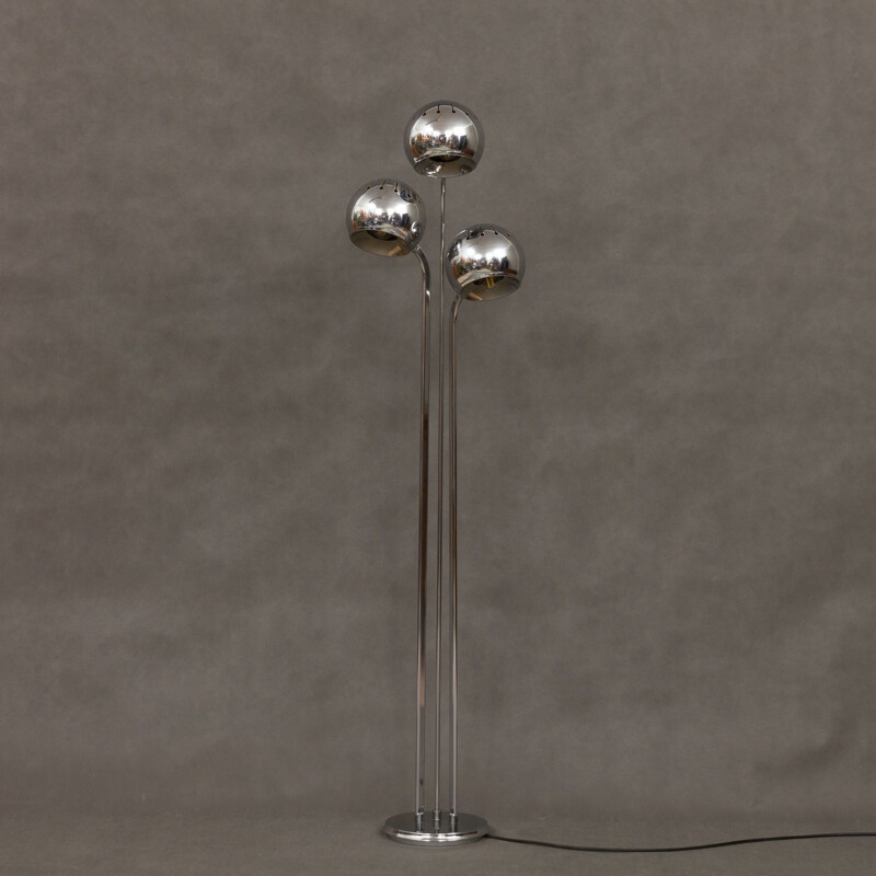 Vintage italian space age floor lamp in metal 1970