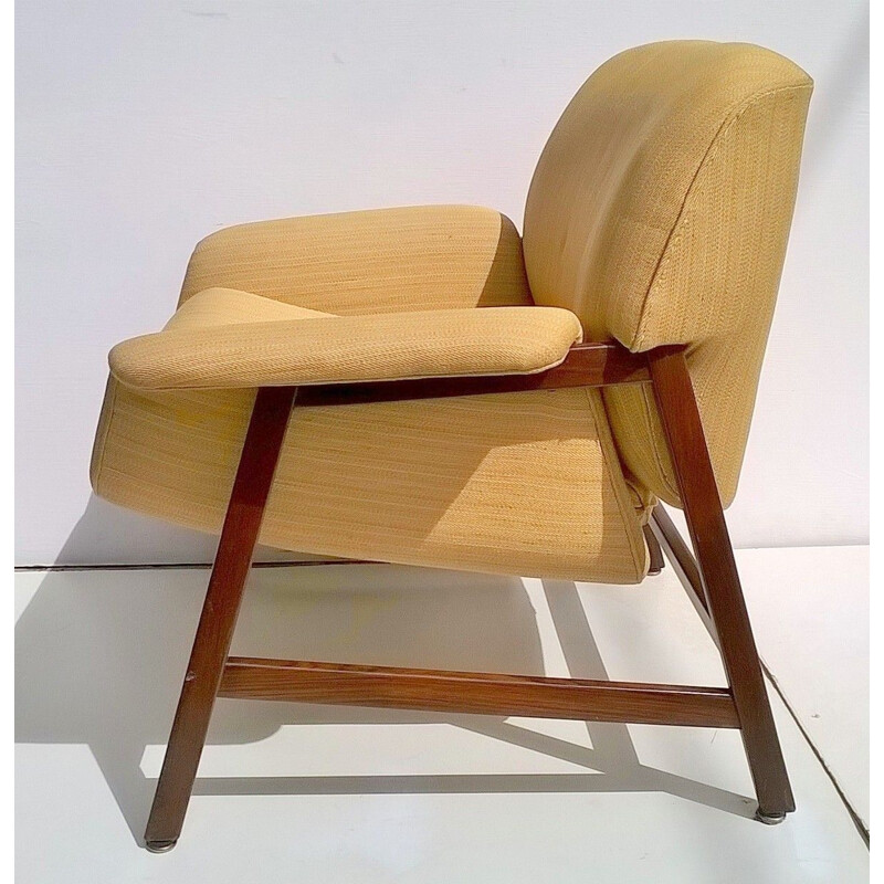 Vintage italian 849 armchair for Cassina in yellow fabric and wood 1950