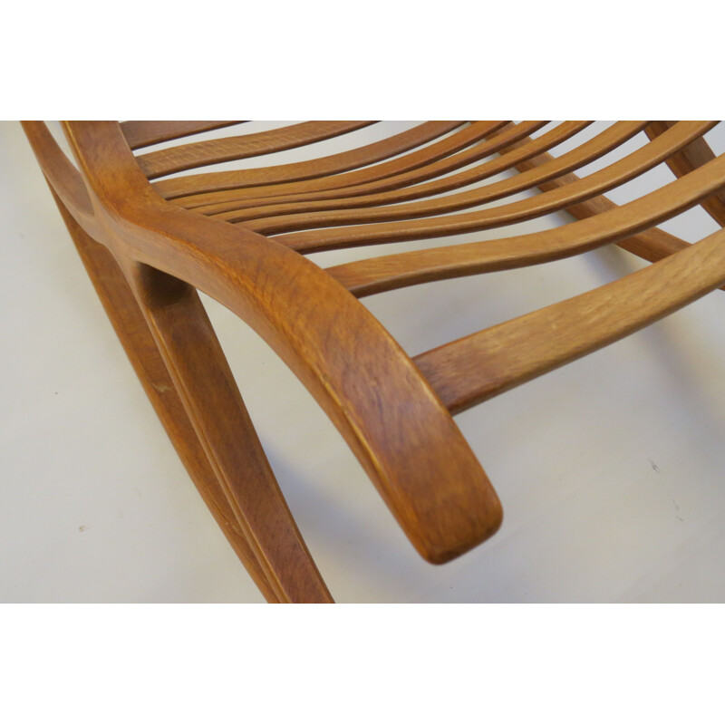 Vintage rocking chair in oak by Robin williams 1970