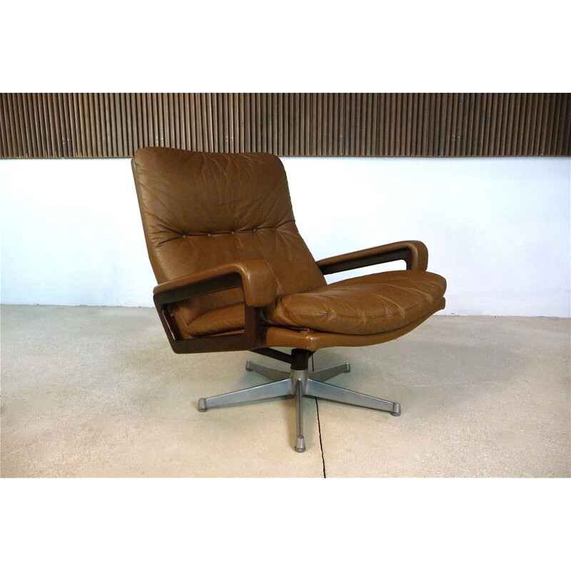 Vintage lounge chair Swiss King leather by André Vandenbeuck for Strässle, 1960s