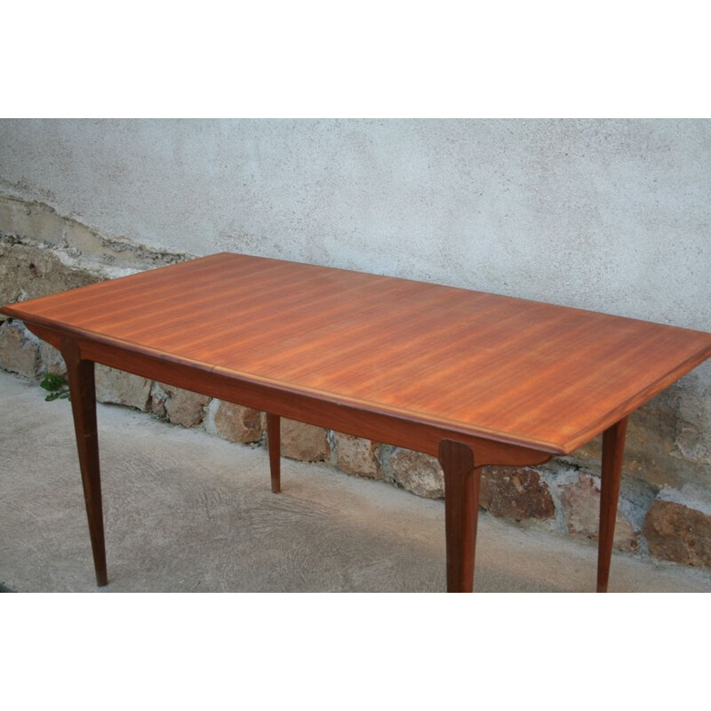 Vintage dining table extendable in teak Scandinavian 1960s