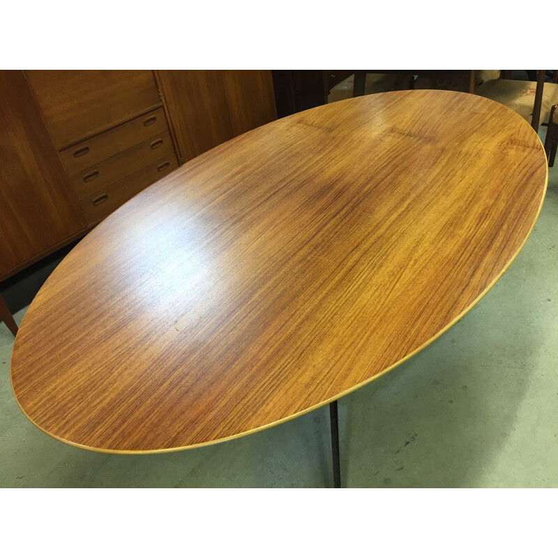 Oval table in walnut and chrome, Florence KNOLL - 1960s