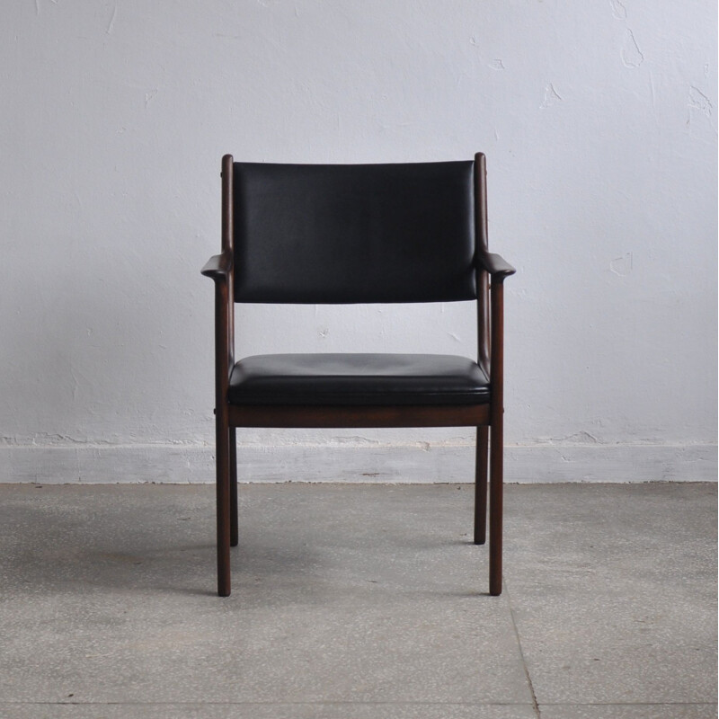 Vintage armchair in mahogany by OLE Wanscher for Poul Jeppesens Møbelfabrik 1960