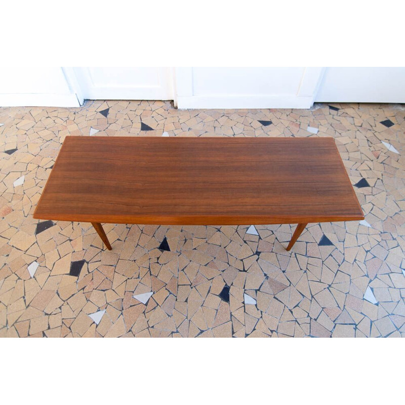 Vintage coffee table with spindle base, 1960