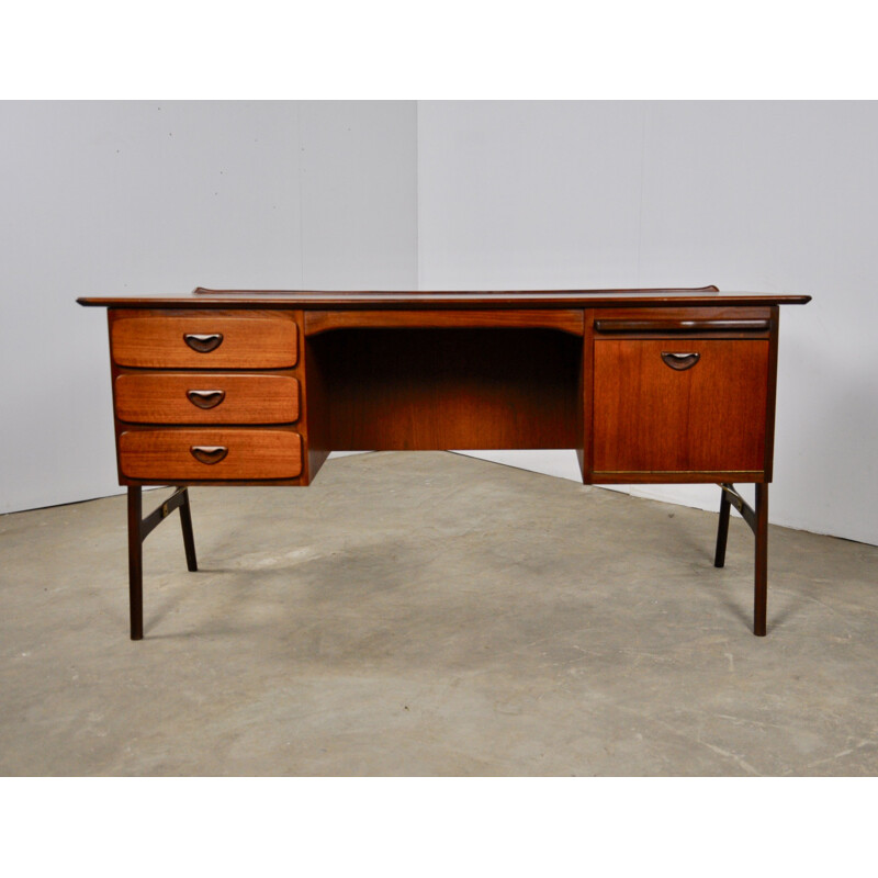 Vintage desk by Louis Van Teeffelen for Wébé 1960S