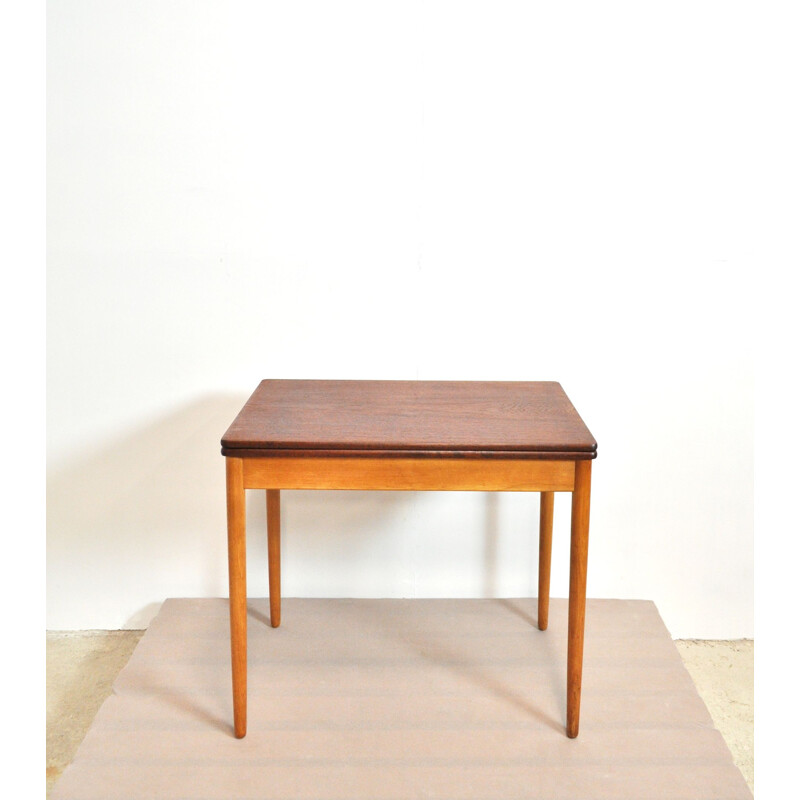 Vintage danish game table for Andreas Tuck in oakwood 1950