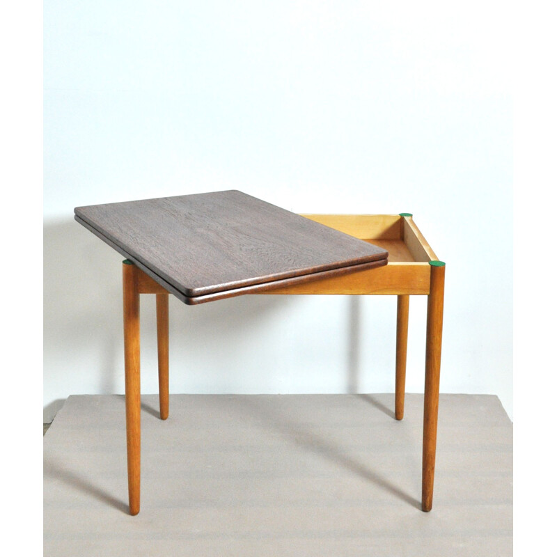 Table de jeu vintage danoise pour Andreas Tuck en bois de chêne 1950