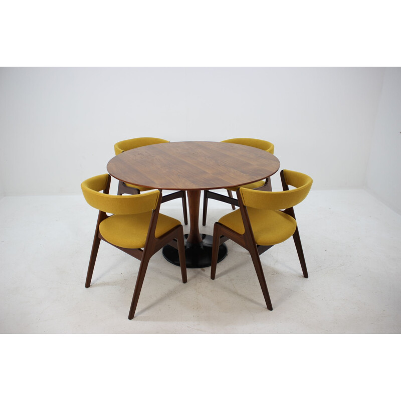 Vintage round teak dining table from the 70s 