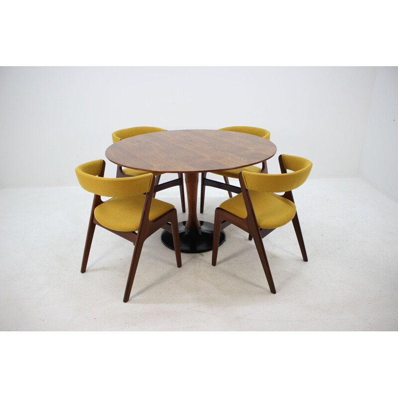 Vintage round teak dining table from the 70s 