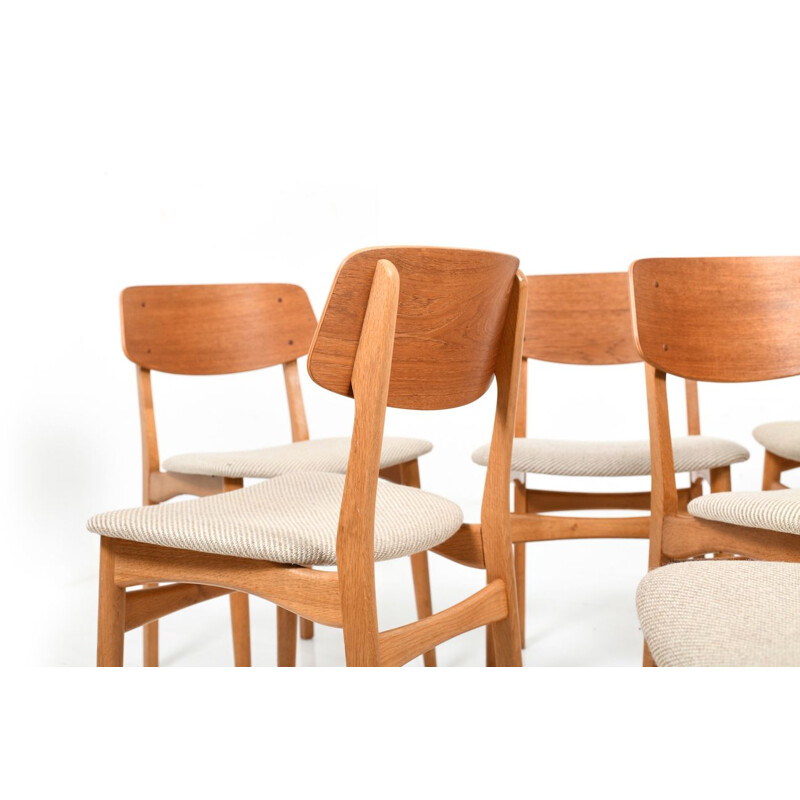 Set of 8 vintage danish chairs in teak and oak 1950