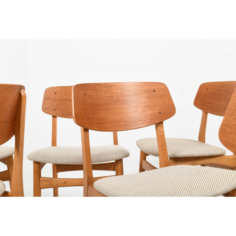 Set of 8 vintage danish chairs in teak and oak 1950