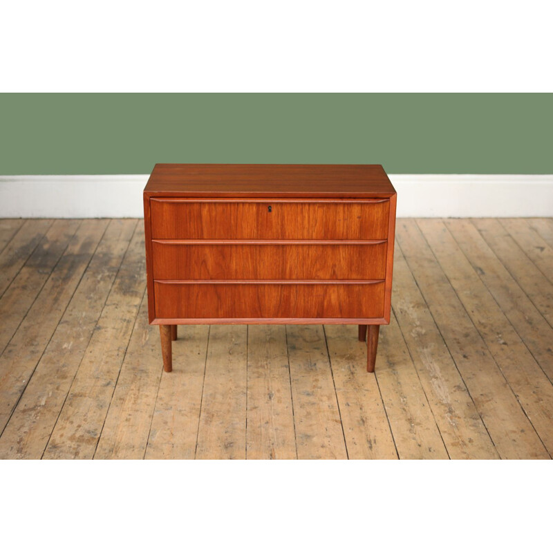 Low vintage chest of drawers in teak 1950