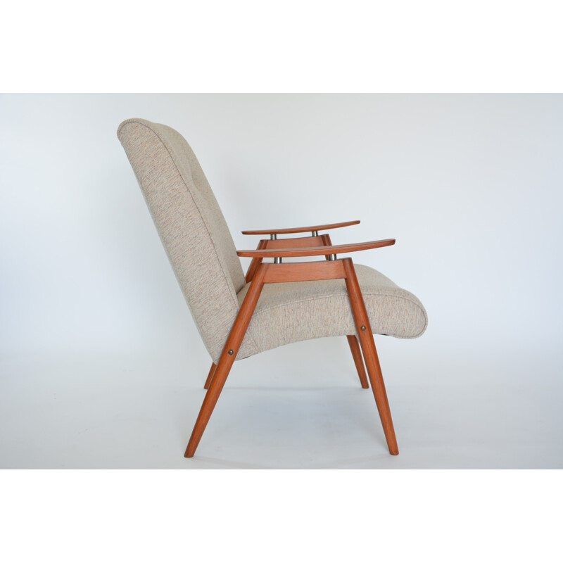 Fauteuil vintage Jirutek en tissu beige et bois 1960