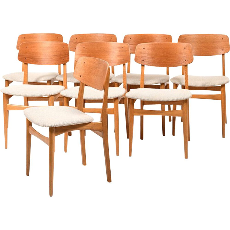 Set of 8 vintage danish chairs in teak and oak 1950