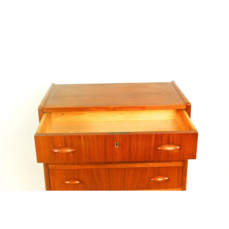 Vintage danish chest of drawers in teakwood 1960