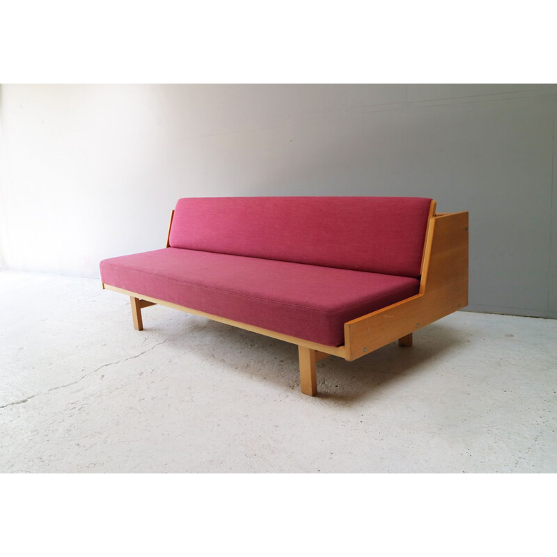 Vintage sofa model 258 in beech Hans Wegner for Getama Denmark 1960s