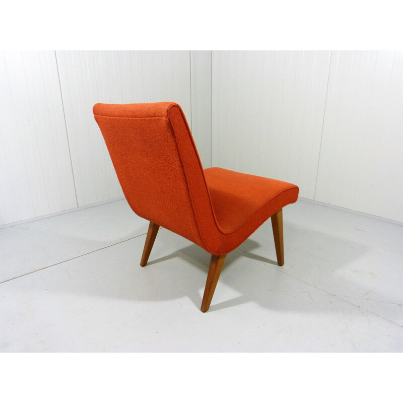 Fauteuil vintage Vostra par Jens Risom pour Knoll en tissu orange et bois 1940