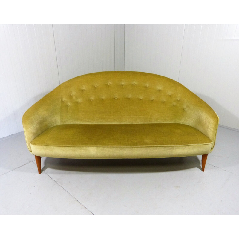 Vintage Paradiset sofa by Kerstin Hörlin-Holmquist for Nordiska Kompaniet in green velvet 1950