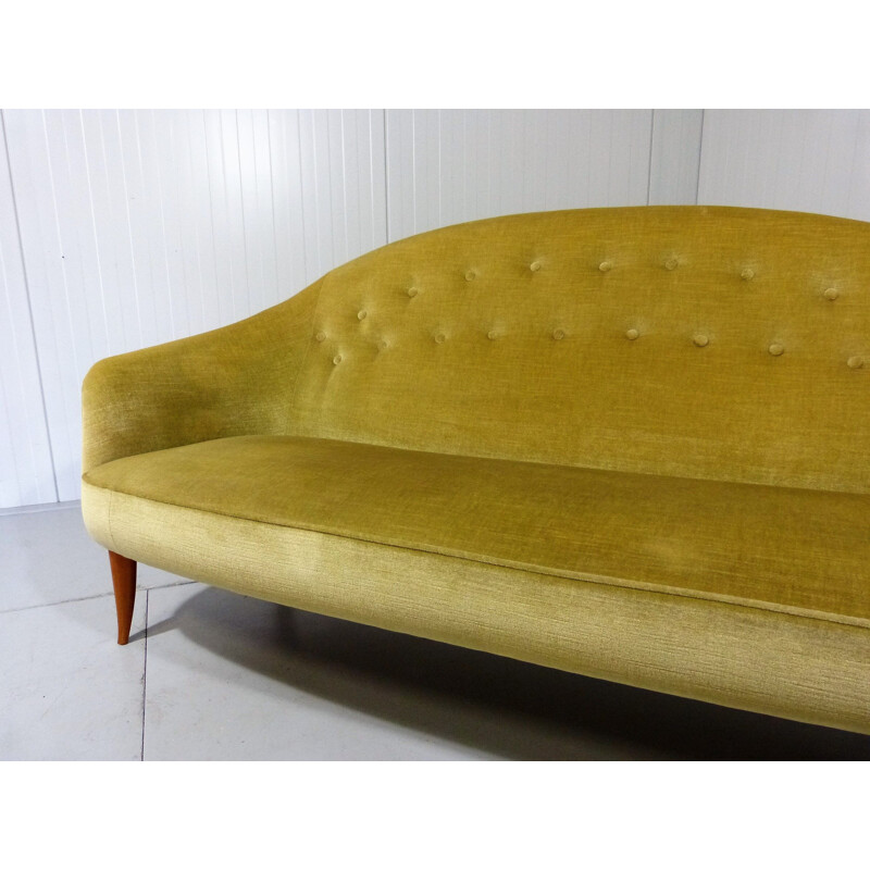 Vintage Paradiset sofa by Kerstin Hörlin-Holmquist for Nordiska Kompaniet in green velvet 1950