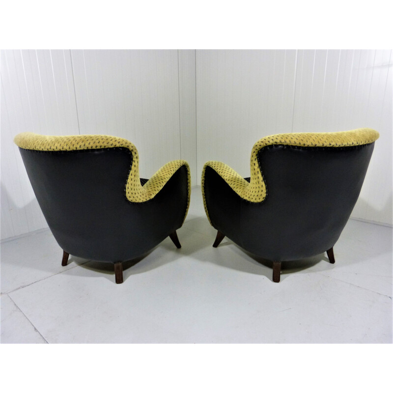 Pair of vintage armchairs in black and green velvet and wood 1950