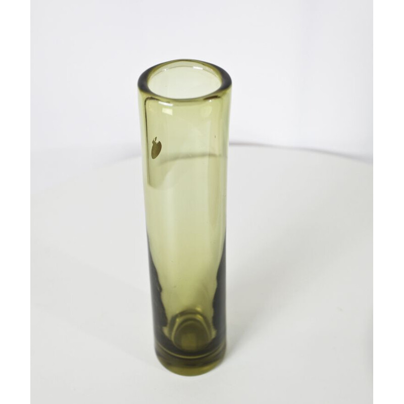 Vase vintage verre soufflé vert Scandinave 1970s
