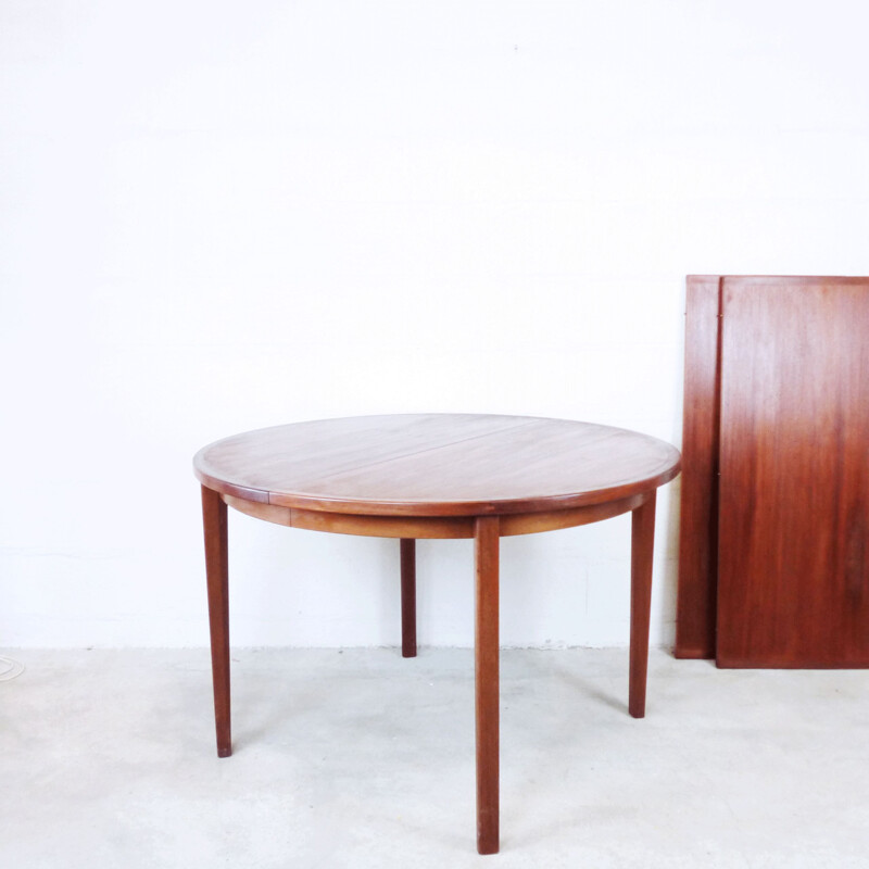 Vintage dining table round in teak with extension Sweden 1960