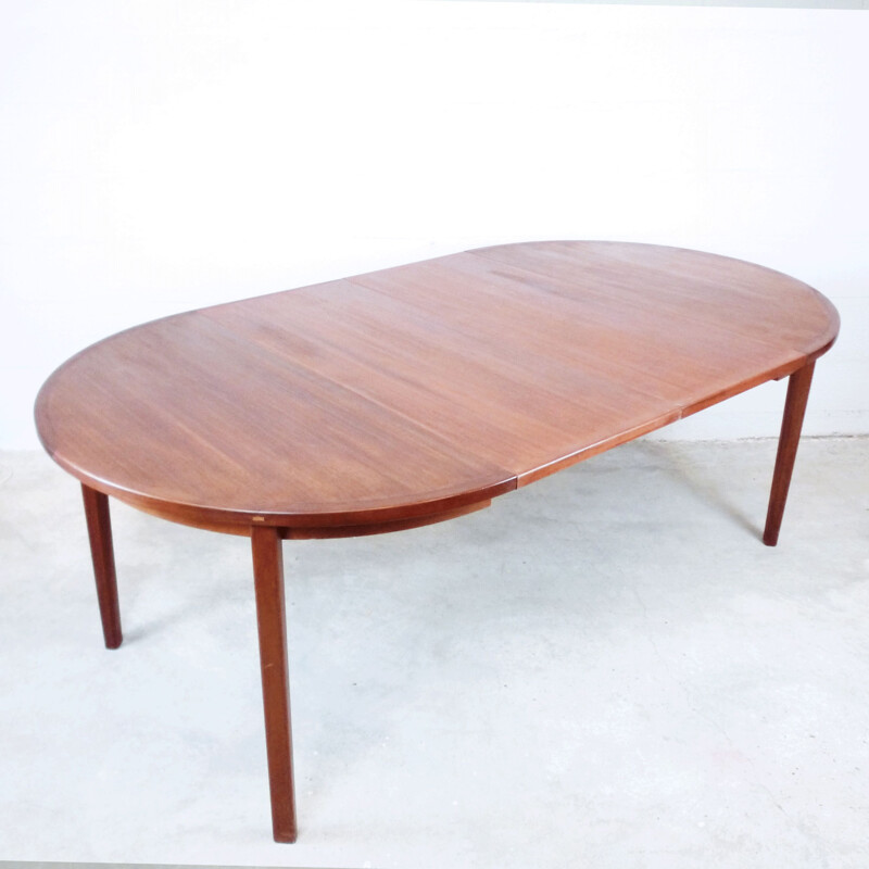 Vintage dining table round in teak with extension Sweden 1960