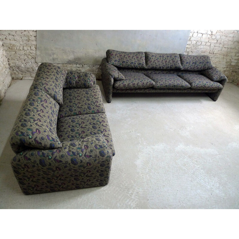 Vintage set of Maralunga 3 seater sofa and 2 seater by Vico Magistretti 1980 