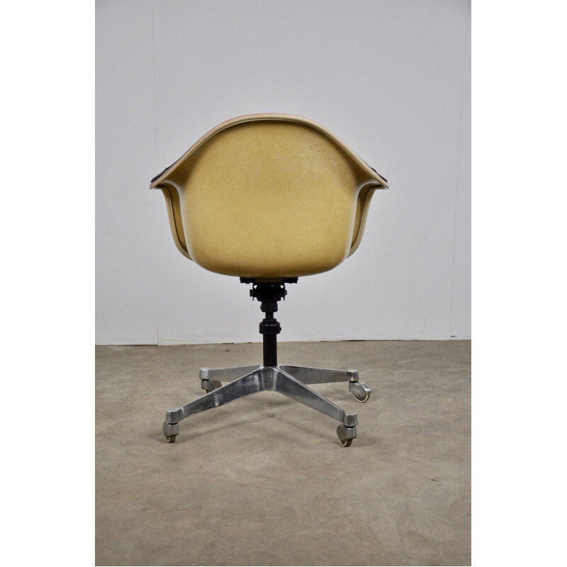 Vintage Office Chair by Charles Eames for Herman Miller 1970s