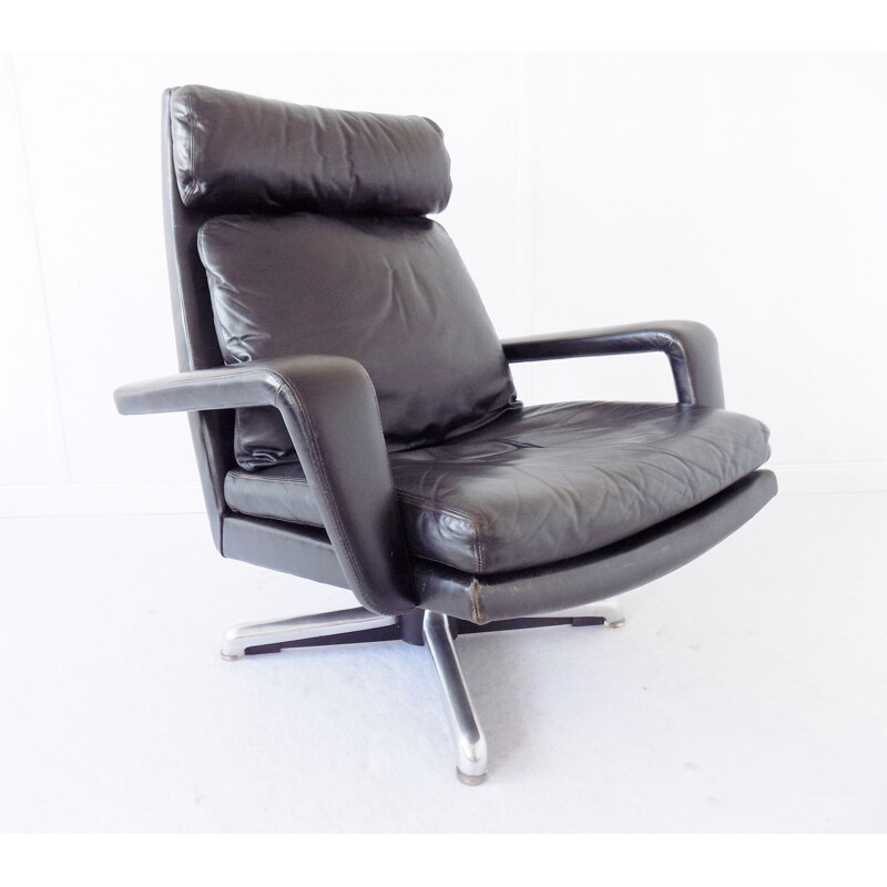 Vintage black armchair by Hans Kaufeld