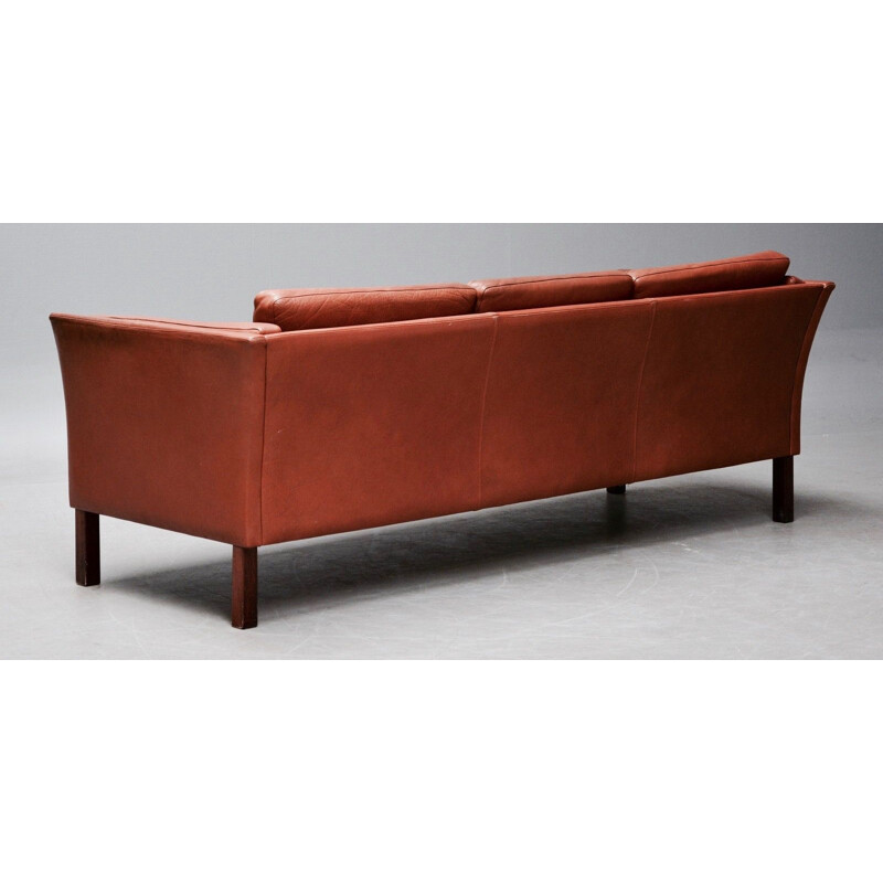 Scandinavian 3-seater sofa in brown leather and teak