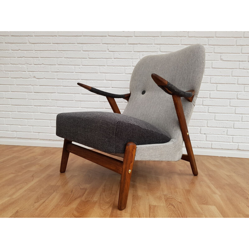 Fauteuil scandinave gris et noir en hêtre