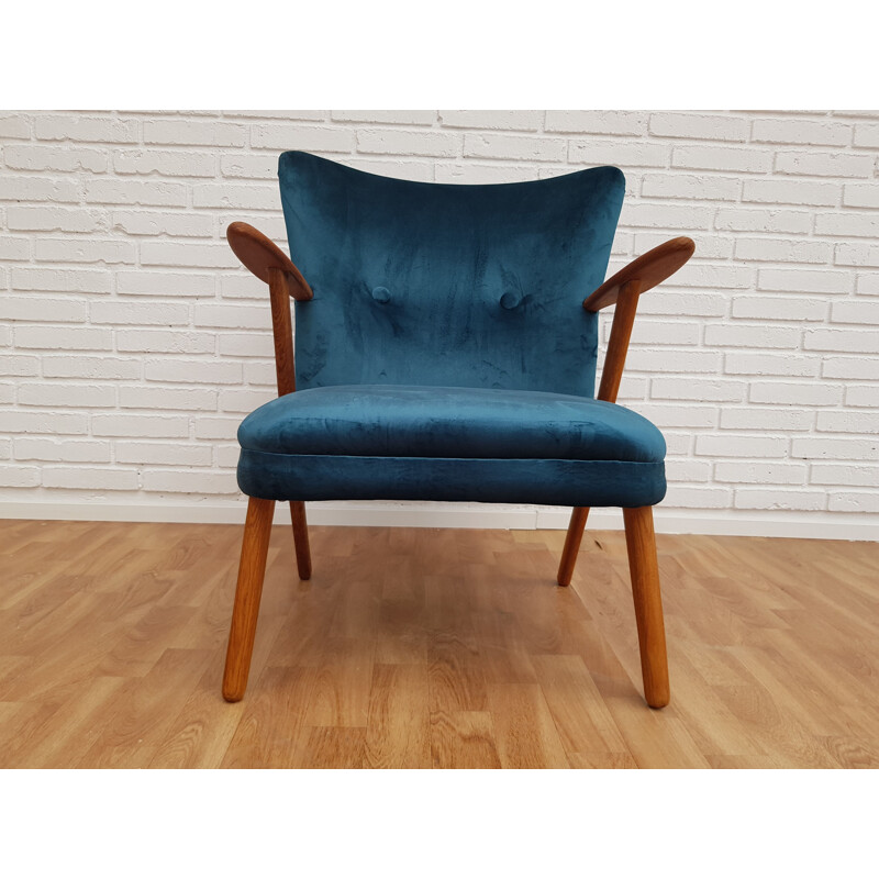 Danish armchair in blue velvet and teak