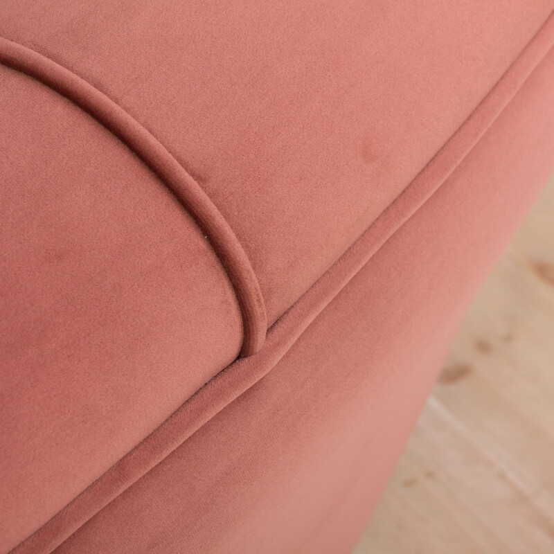 Vintage banana sofa in dark pink velvet and oakwood 1940