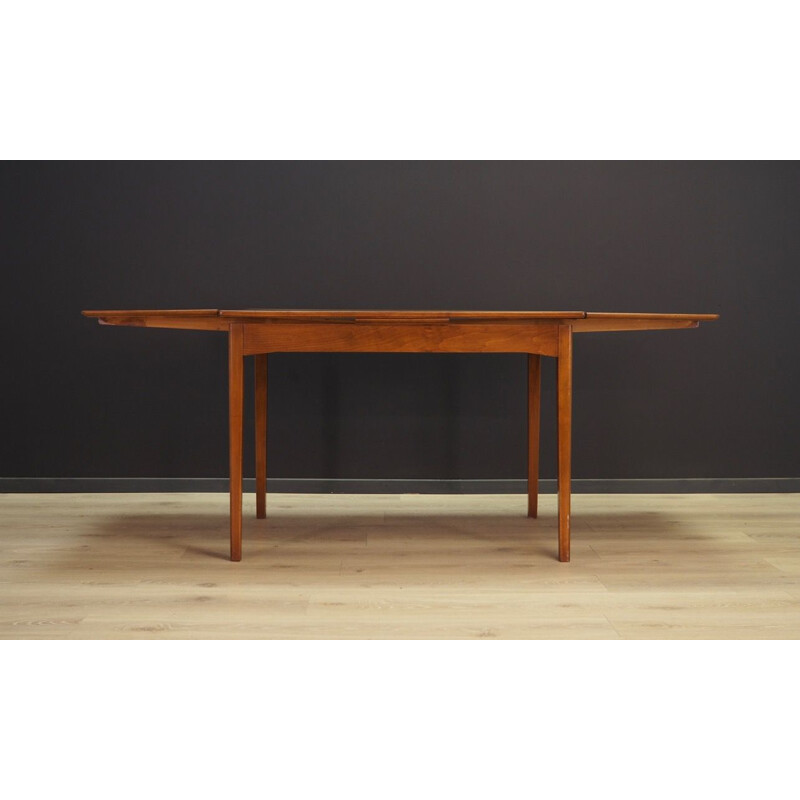 Vintage danish table in walnut 1960