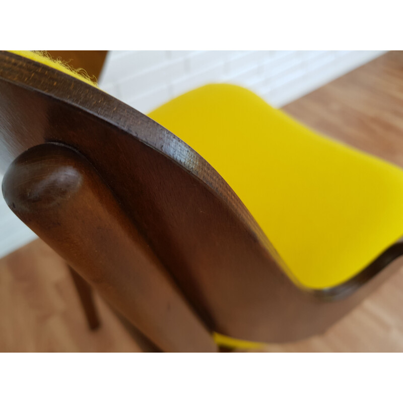 Vintage armchair yellow model 107 by Hans Olsen 1960